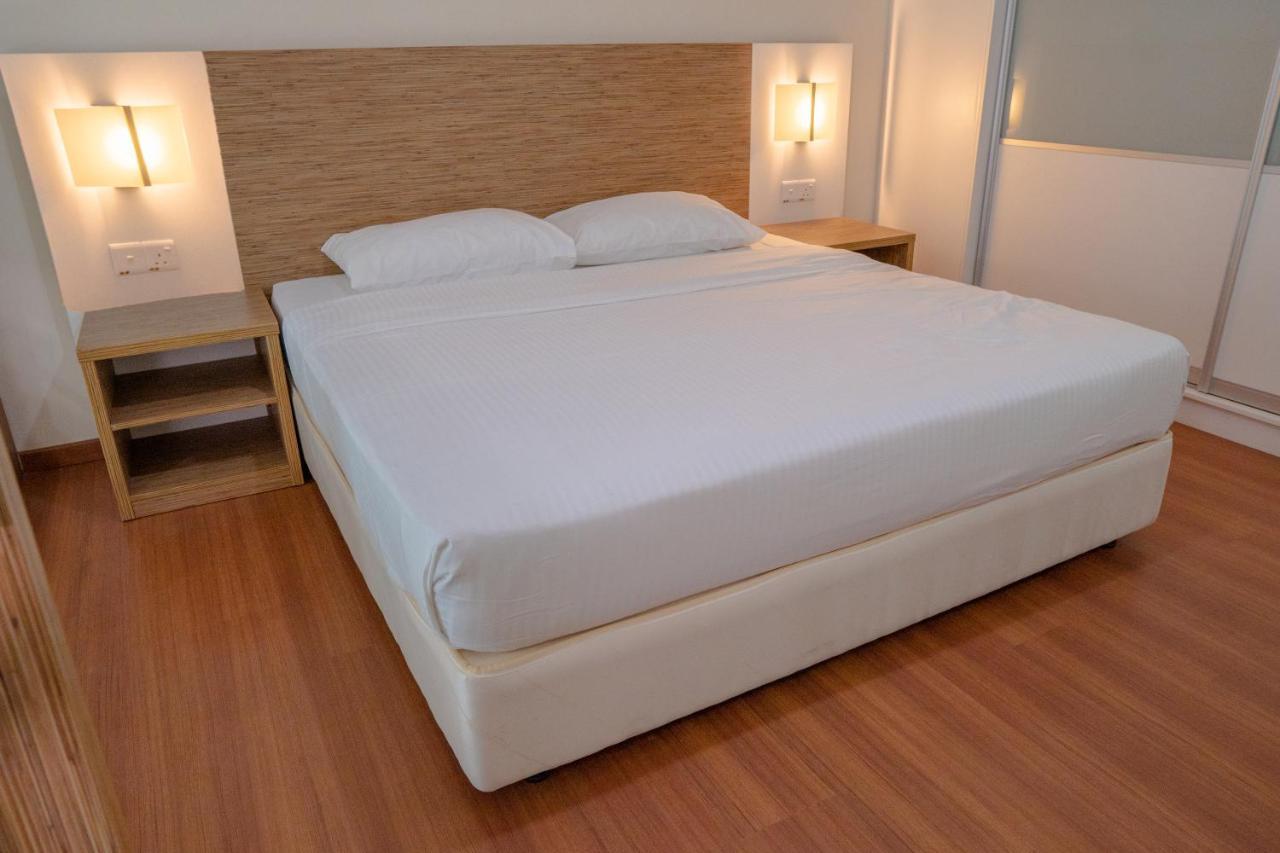 The Ceo Executive Suites Bayan Lepas Esterno foto
